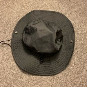 Decathlon Men's Black Bucket Hat